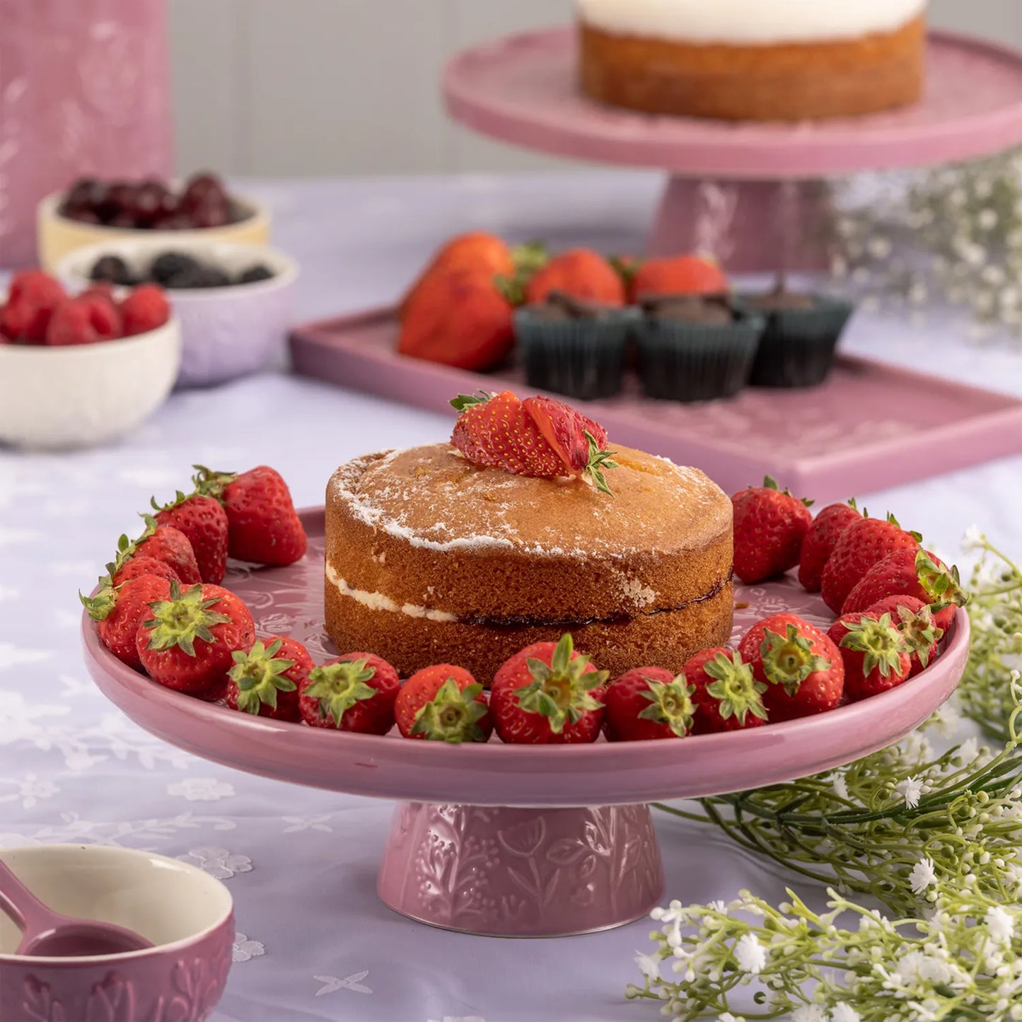 In The Meadow Pink Cake Stand