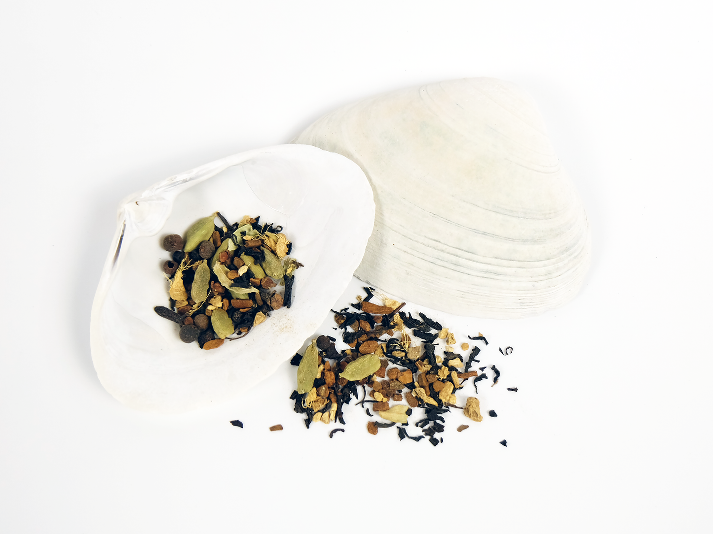 Maple Chai loose leaf tea on a white shell