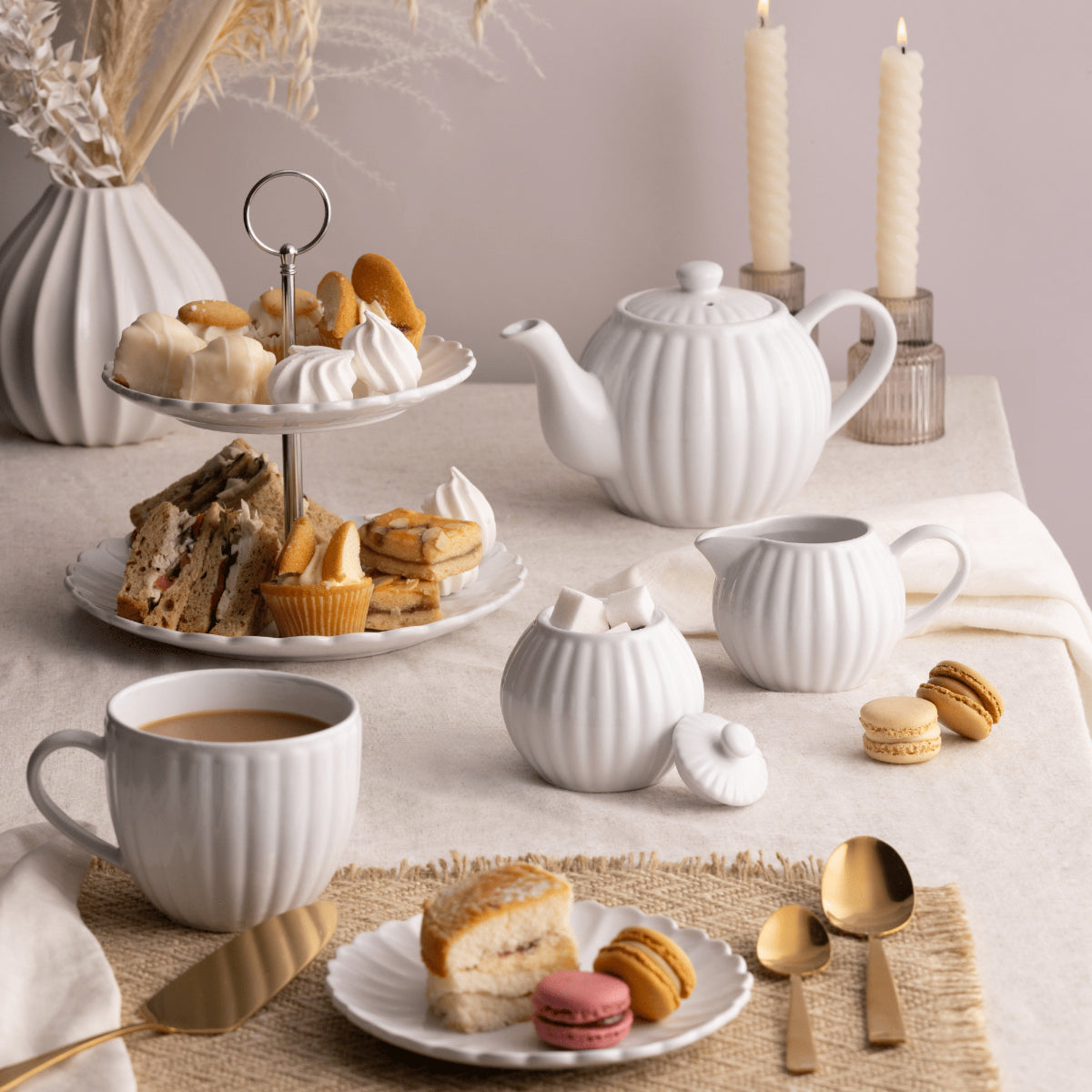 Luxe 2 Tier Cake Stand White